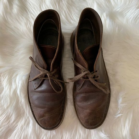 Clarks Bushacre 2 Dark Brown Lace Up Chukka Boots - Picture 2 of 6